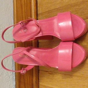 Aldo platform heels size 8